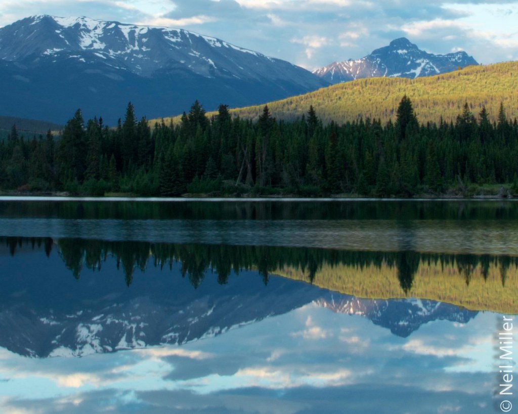 Pyramid Lake at dawn